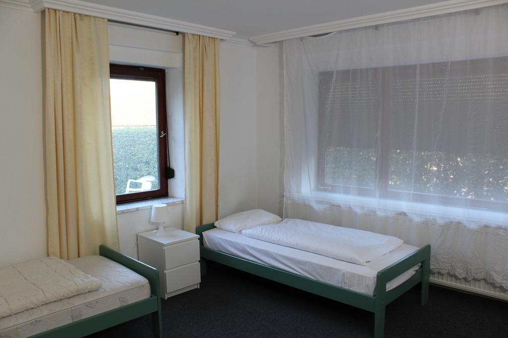 Holsteiner Hof Hotel Heist Bagian luar foto